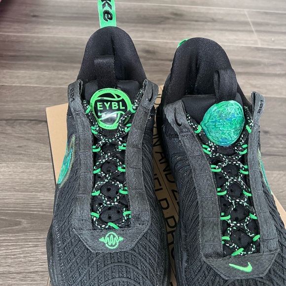 Nike Cosmic Unity EYBL - Picture 3 of 5